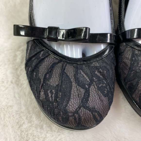 SO Wear It Declare It Lace Patent Bow Mary Jane Goth Pumps, size 8 M - Picture 4 of 14